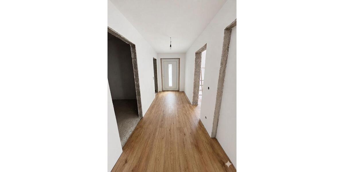 Erdgeschoßwohnung Siegen Eiserfeld - 2 Zimmer, 77 m&sup2;, 930&euro; | Angebot:26302908