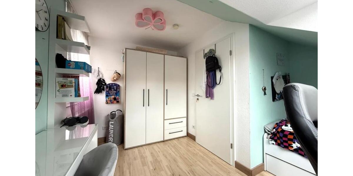 Einfamilienhaus Allmendingen - 6 Zimmer, 240 m&sup2;, 1.800&euro; | Angebot:26665532