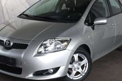 Toyota Auris 174.885 km 4.998 &euro; Köln-Marsdorf (Junkersdorf) 50858