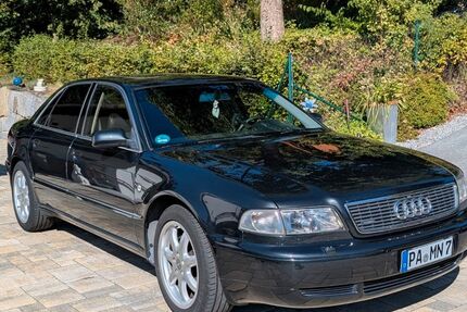 Audi A8 342.000 km 4.900 &euro; Büchlberg 94124