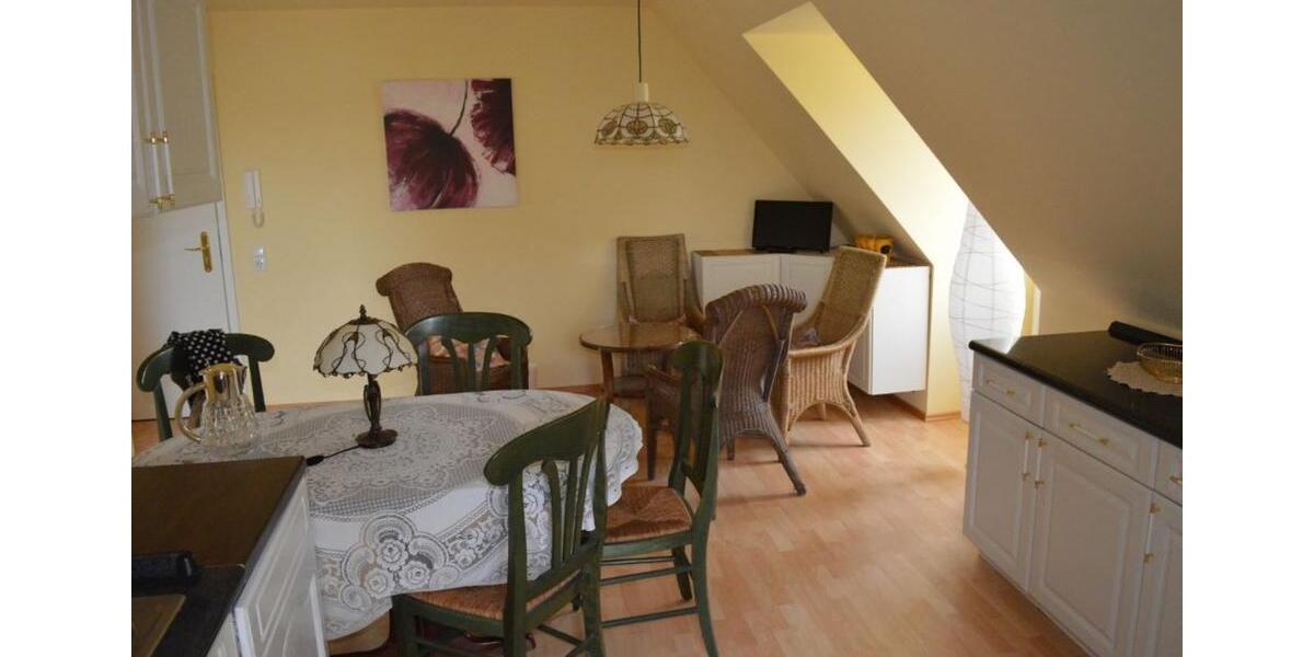 Dachgeschoßwohnung Kahla - 3 Zimmer, 59 m&sup2;, 700&euro; | Angebot:25918079