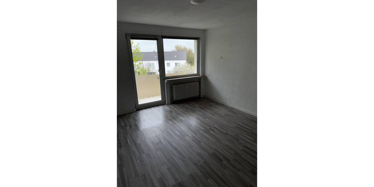 Etagenwohnung Detmold Innenstadt - 3 Zimmer, 81 m&sup2;, 900&euro; | Angebot:26820154