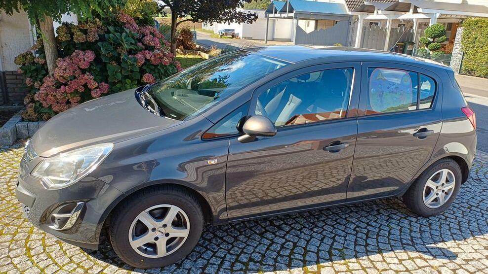 Opel Corsa 107.000 km 3.750 € Kirchlengern 32278