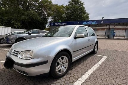 VW Golf 125.000 km 2.700 &euro; Hilden 40721