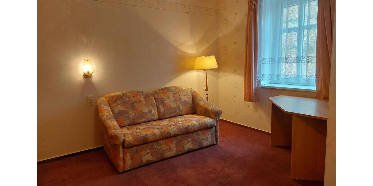 Etagenwohnung Finsterwalde - 3 Zimmer, 88 m&sup2;, 680&euro; | Angebot:27648466