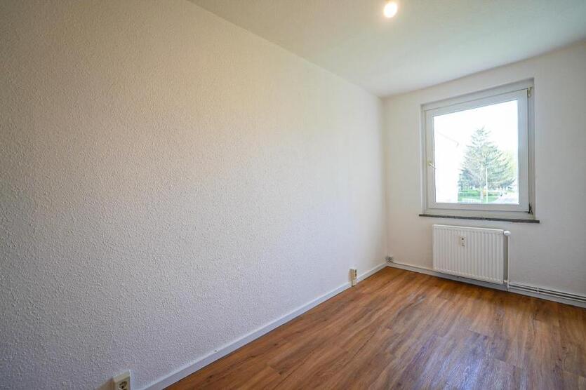 Renovierte 3-Zimmer-Wohnung mit Balkon – sofort bezugsfrei! zimmer