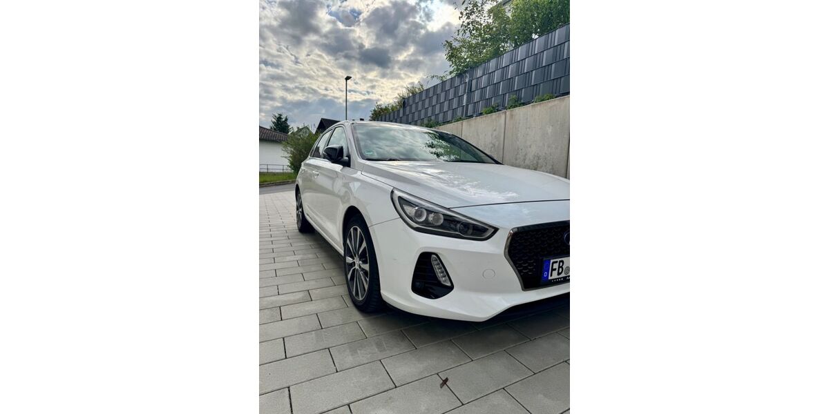 Hyundai i30 120.000 km 9.250 &euro; Rockenberg 35519