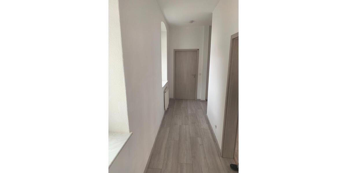 Etagenwohnung Schleiz - 3 Zimmer, 82 m&sup2;, 530&euro; | Angebot:26225826