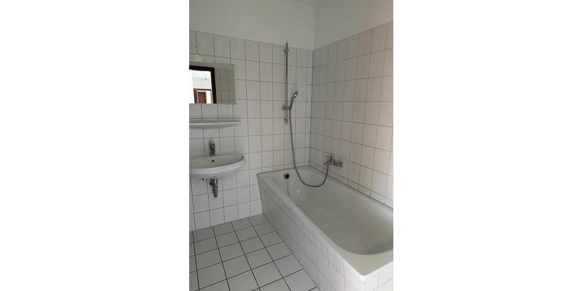 Etagenwohnung Kyritz - 3 Zimmer, 75 m&sup2;, 585&euro; | Angebot:26587668