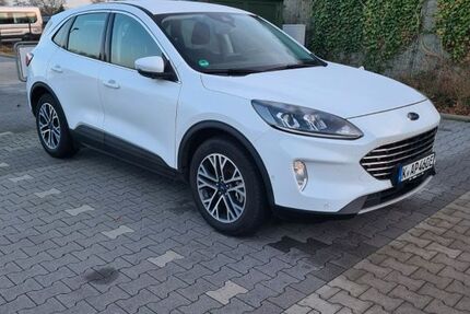 Ford Kuga 44.600 km 18.900 &euro; Wiefelstede 26215