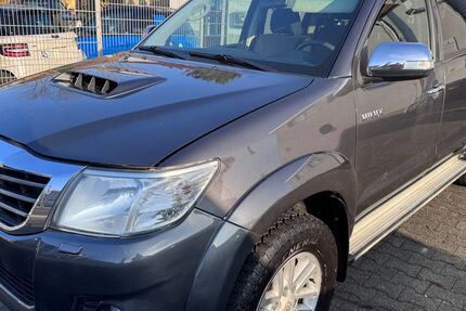 Toyota Hilux 206.975 km 21.900 &euro; Rödermark 63322