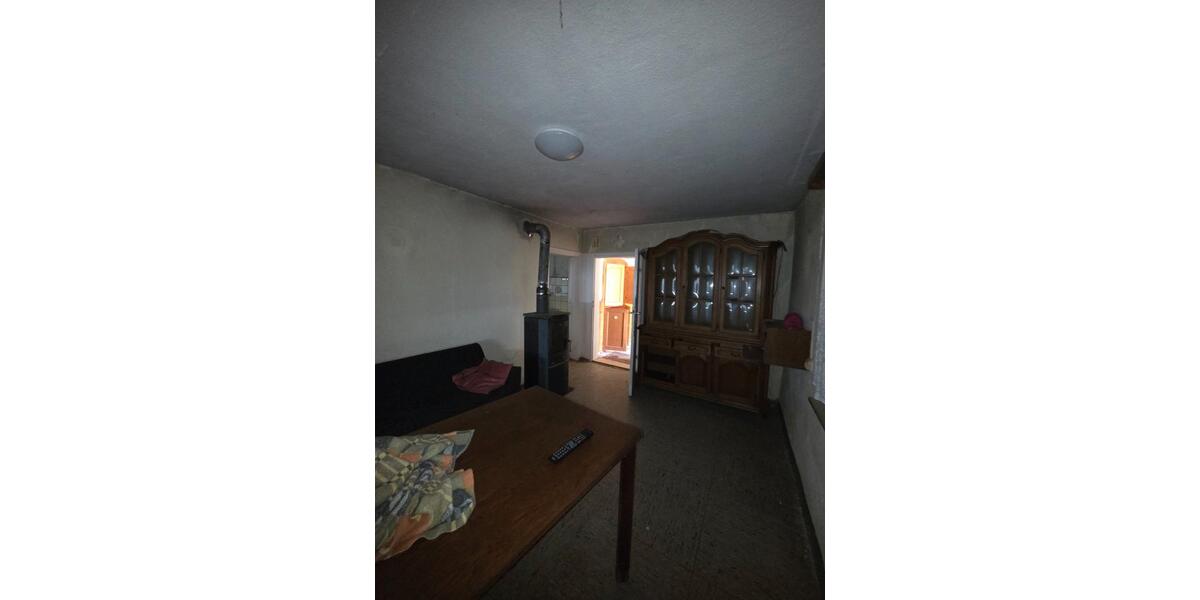 Bauernhaus, Landhaus Schirnding - 8 Zimmer, 120 m&sup2;, 49.000&euro; | Angebot:27137861