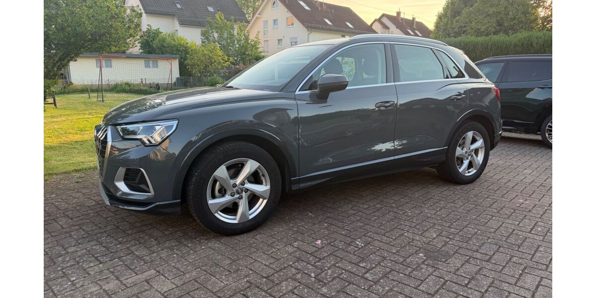 Audi Q3 60.000 km 25.400 &euro; Gaggenau 76571