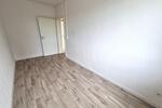 4-Zimmer-Wohnung im 2. Obergeschoss nach Renovierung zu vermieten zimmer