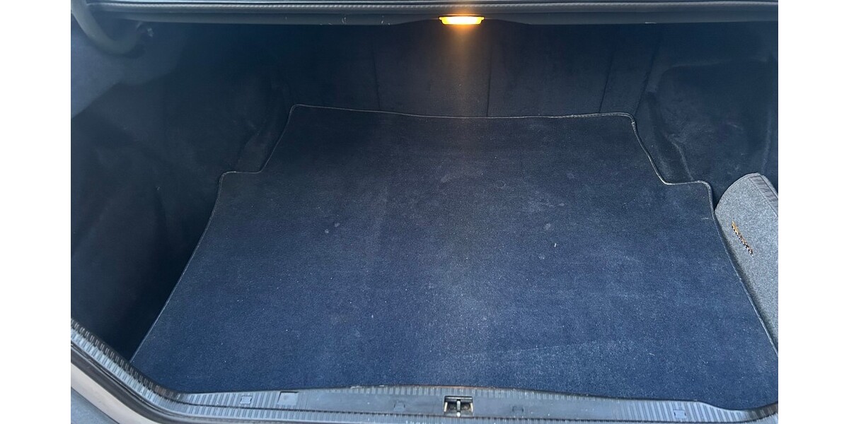 Mercedes-Benz CE 300 198.900 km 8.500 &euro; Bad Schwalbach 65307