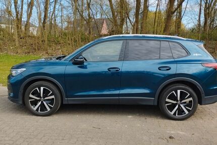 VW Tiguan 23.000 km 33.800 &euro; Nortorf 24589