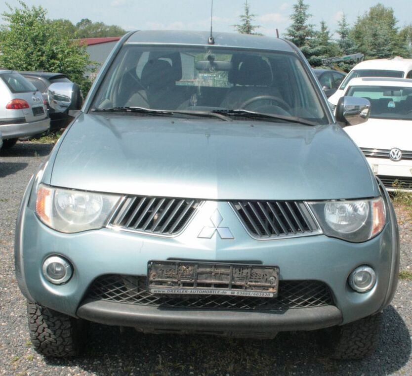 L200