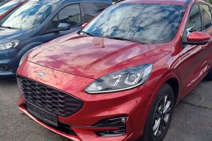 Ford Kuga 23.700 km 26.990 € Wiesau 95676