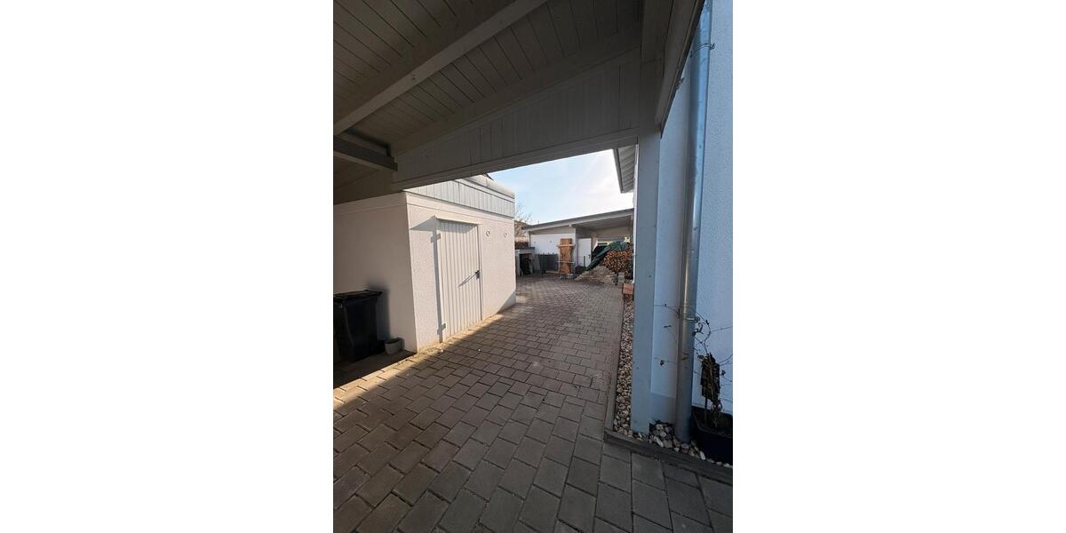 Doppelhaushälfte Aholfing - 4 Zimmer, 140 m&sup2;, 1.490&euro; | Angebot:25329422