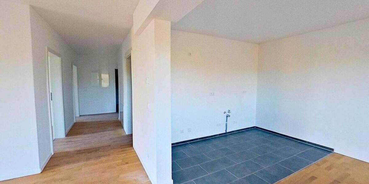 Zimmer Grafenhausen - 3 Zimmer, 81 m&sup2;, 858&euro; | Angebot:25674951