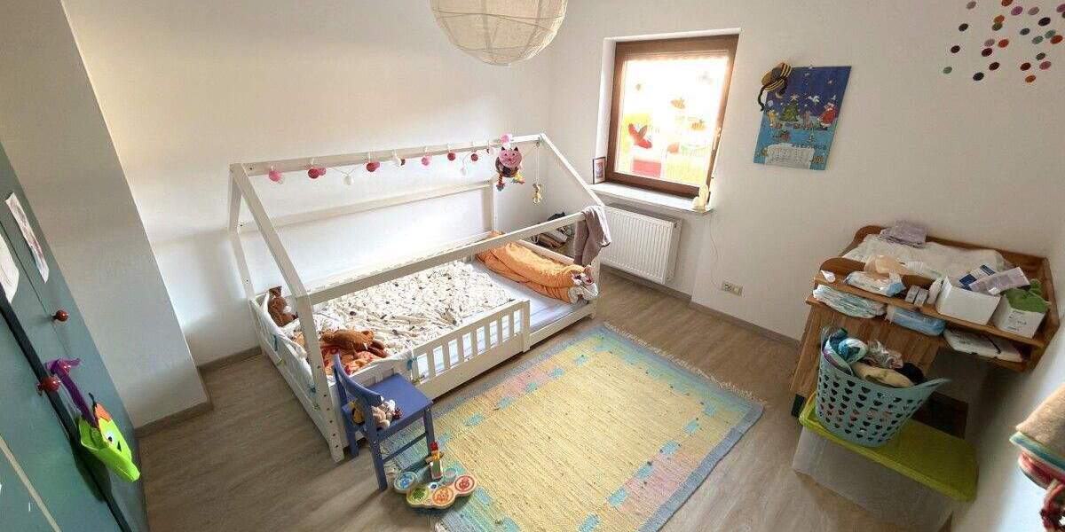 Saniertes Reihenmittelhaus mit eigenem Garten in ruhiger, dennoch zentraler Wohnlage! 3 zimmer