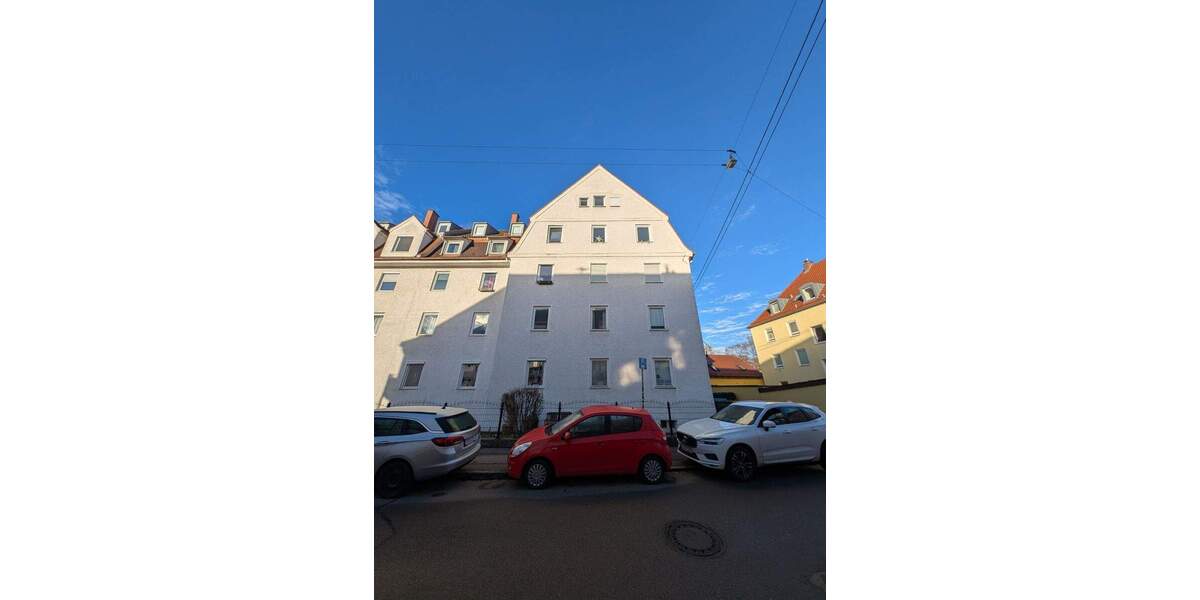 Moderne Altbauwohnung im Herzen von Pfersee 2 zimmer