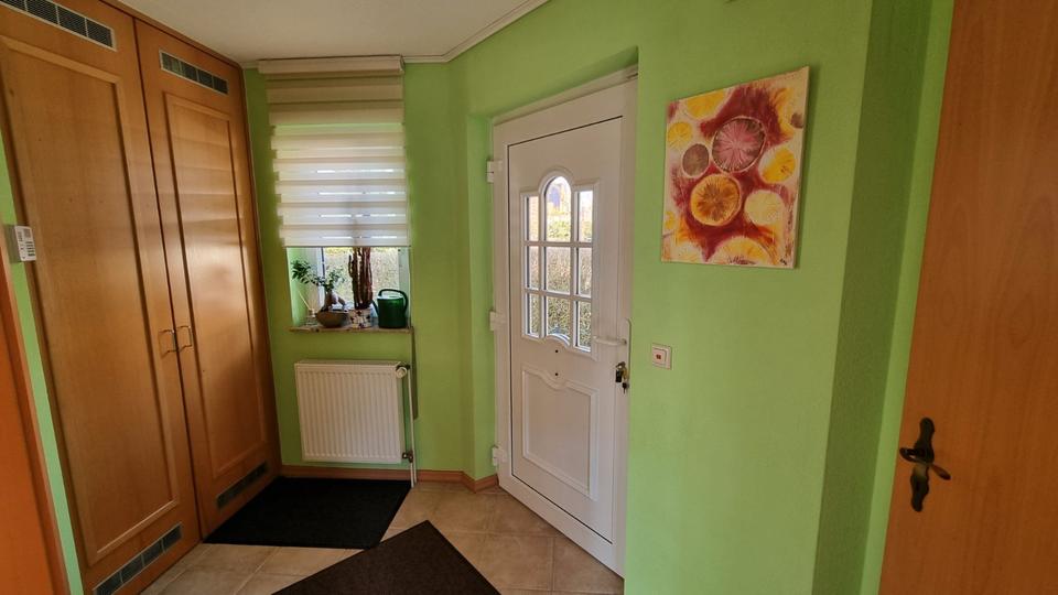 Einfamilienhaus Seesen - 7 Zimmer, 230 m&sup2;, 349.000&euro; | Angebot:26821649