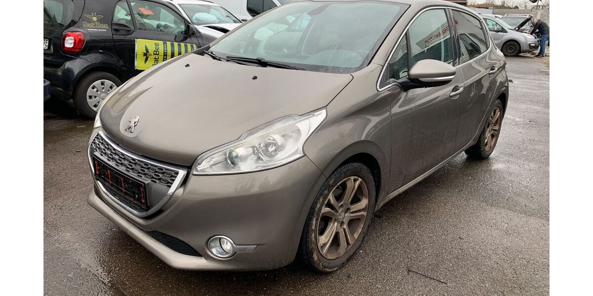 Peugeot 208 175.000 km 2.999 &euro; Bergisch Gladbach 51465