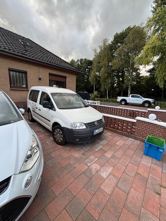 VW Caddy 199.873 km 3.500 € hatten 26209