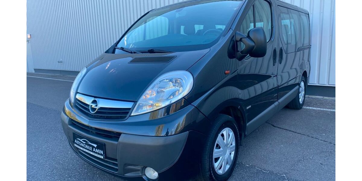 Opel Vivaro 194.000 km 11.490 &euro; Cottbus 03051