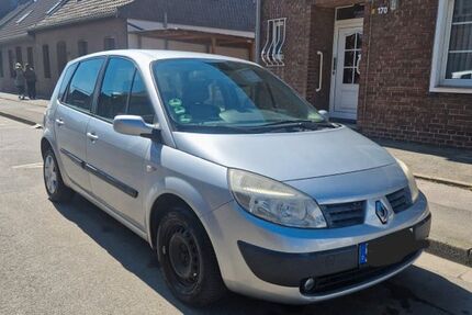 Renault Scenic 110.000 km 2.900 &euro; Krefeld 47839