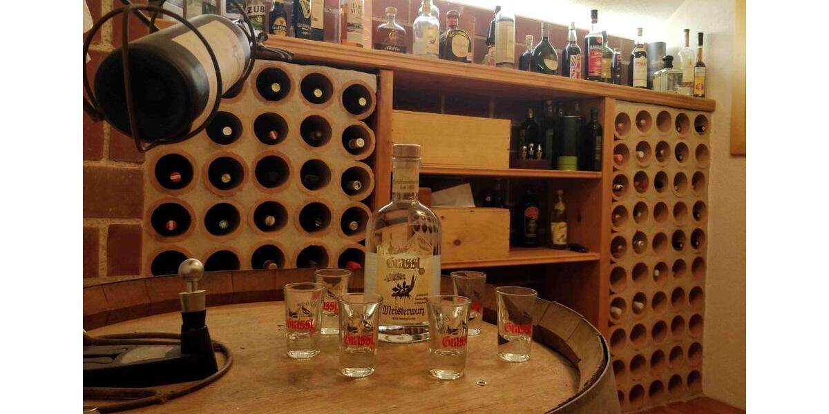 Einfamilienhaus Pliening - 7 Zimmer, 330 m&sup2;, 1.800.000&euro; | Angebot:25271844