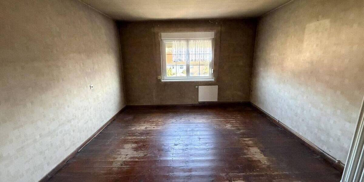 Reihenmittelhaus Apolda - 5 Zimmer, 109 m&sup2;, 179.000&euro; | Angebot:26331121