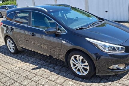 Kia ceed Sportswagon 70.000 km 8.990 &euro; Kenzingen 79341