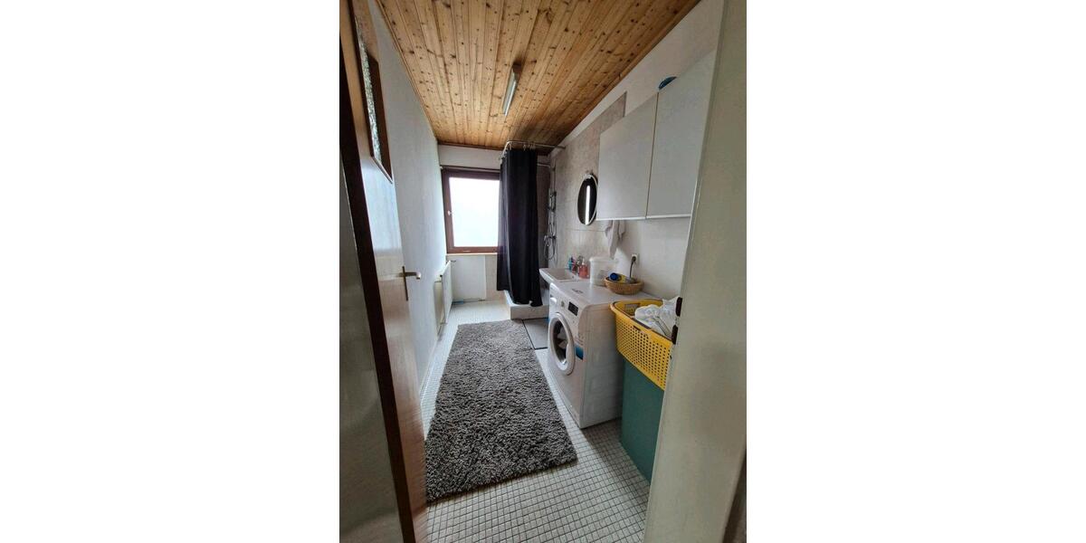 Dachgeschoßwohnung Kaiserslautern Bahnheim - 3 Zimmer, 90 m&sup2;, 800&euro; | Angebot:25393212