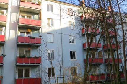 Wohnung zum Mieten in Striesen West 865 € 82 m²