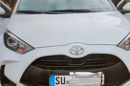Toyota Yaris 34.000 km 13.100 &euro; Königswinter-Oberpleis 53639