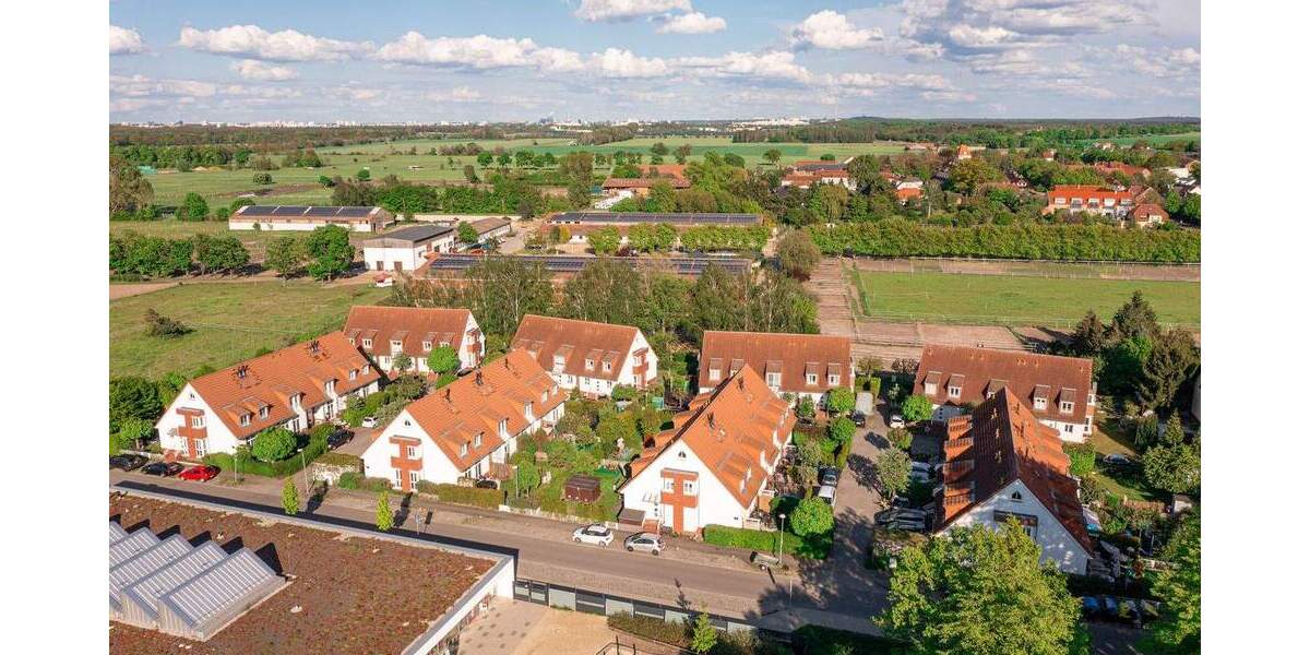 Frisch renoviertes Reihenendhaus, mit Nutzfläche 179,26m², 4km vor Berlin- Provisionsfrei! 4 zimmer