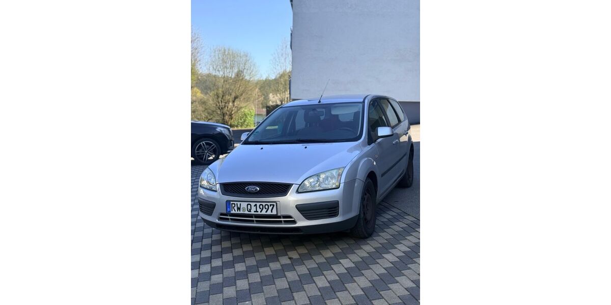 Ford Focus 168.000 km 1.250 &euro; Epfendorf 78736