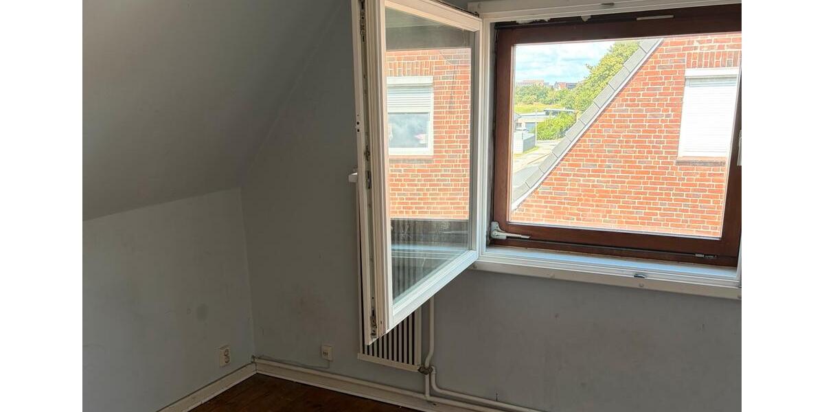 Doppelhaushälfte Husum - 4 Zimmer, 92 m&sup2;, 229.000&euro; | Angebot:27158270