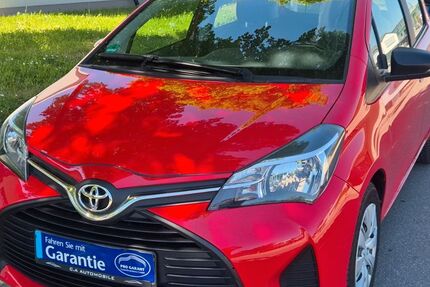 Toyota Yaris 13.578 km 9.999 &euro; Kippenheim 77971
