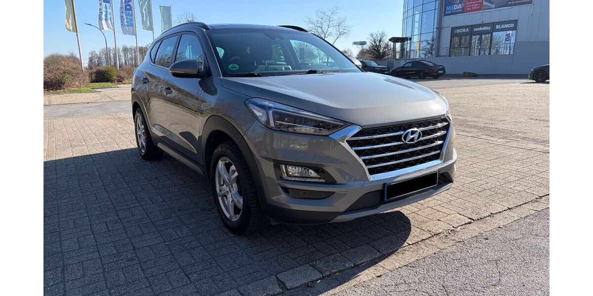 Hyundai TUCSON 49.000 km 20.999 &euro; Dortmund 44289
