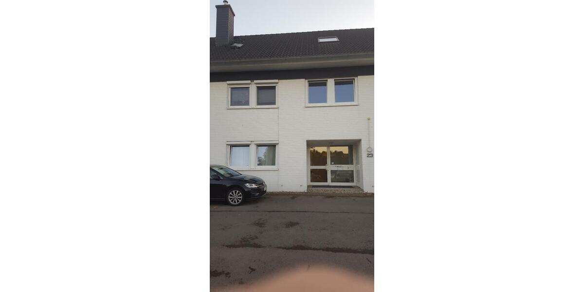 Etagenwohnung Barntrup - 3 Zimmer, 90 m&sup2;, 550&euro; | Angebot:25995684