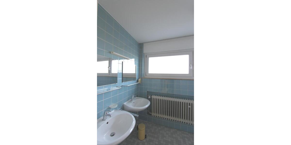 Doppelhaushälfte Heilbronn Kernstadt - 7 Zimmer, 220 m&sup2;, 2.350&euro; | Angebot:24295376