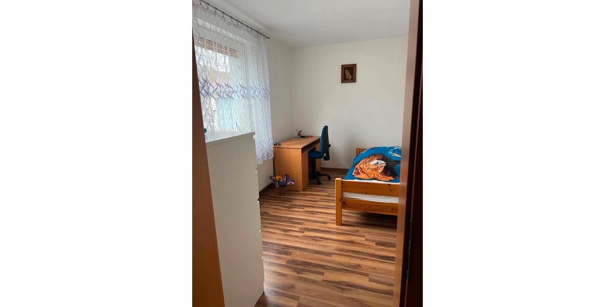 Einfamilienhaus Melle - 7 Zimmer, 270 m&sup2;, 300.000&euro; | Angebot:26978063