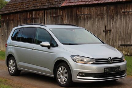 VW Touran 298.276 km 8.799 &euro; Dieterskirchen 92542