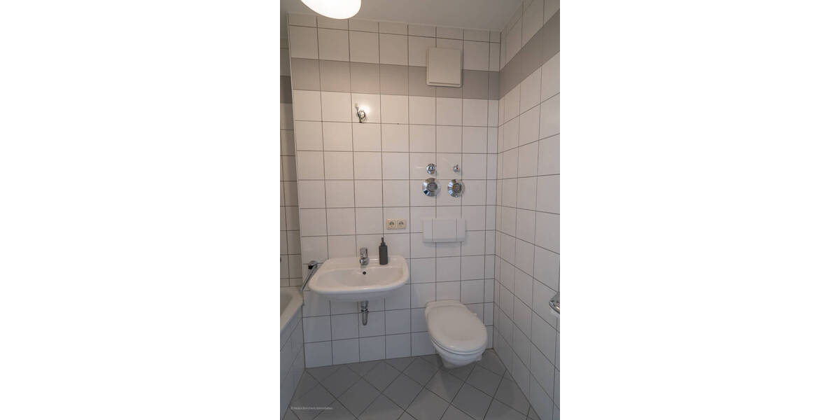 Etagenwohnung Unterhaching - 2 Zimmer, 48 m&sup2;, 960&euro; | Angebot:26642856