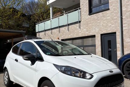 Ford Fiesta 79.692 km 4.690 &euro; Oldenburg 26123