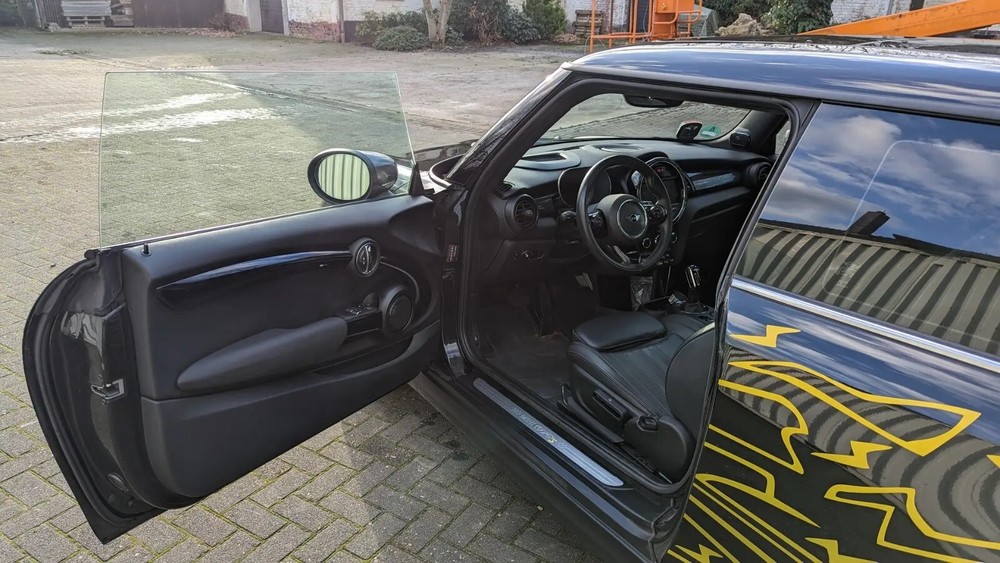 Mini Cooper SE 48.700 km 26.000 € Langenfeld 91474