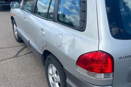 Hyundai SANTA FE 201.000 km 3.800 € Elsdorf 50189